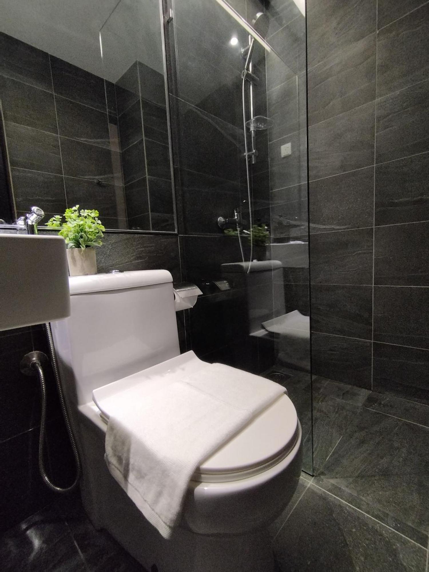Kingston Hotel 7 - Johor Bharu ยะโฮร์บาห์รู ภายนอก รูปภาพ